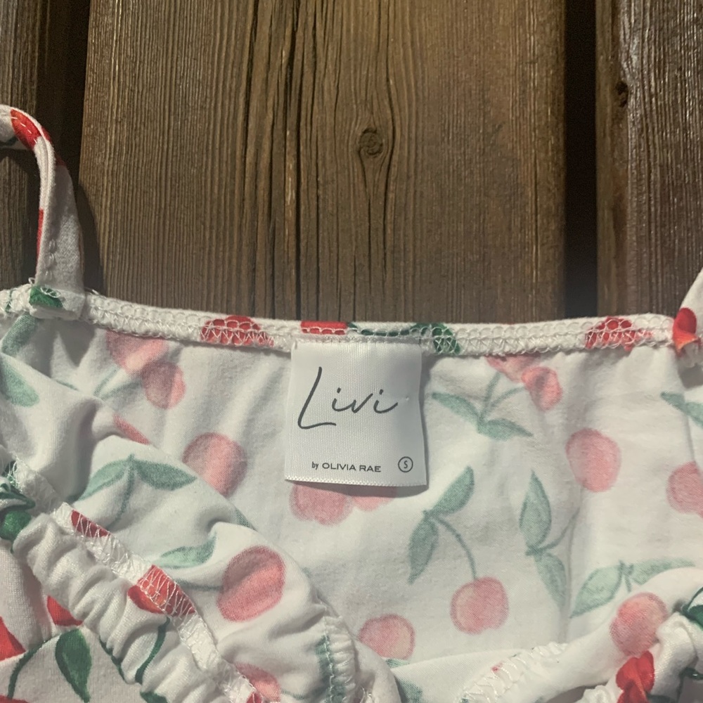 cherry cropped top! - Picture 2 of 2